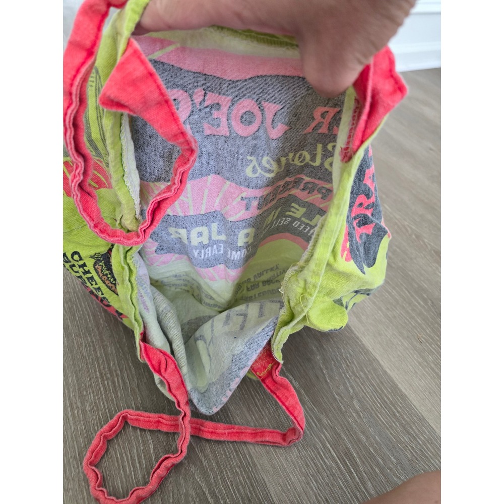 Trader Joes The Pickles Canvas Tote Bag Reusable Grocery Shopping Green Pink - Picture 5 of 5